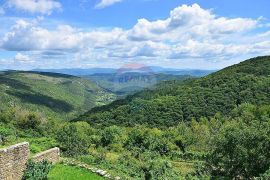 Istra, Oprtalj, autohtona istarska kuća s lijepim pogledom, Oprtalj, House