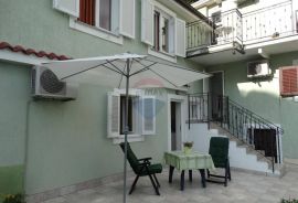 KASTAV- centar samostojeća kuća 180 m2 sa otvorenim pogledom na more, Kastav, Casa