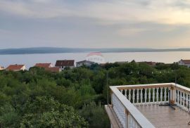 Crikvenica-Dramalj,kuća sa tri stana,konobom i vrtom!, Crikvenica, Maison