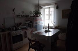 Istra,Rovinj,stari grad,dvoetažni stan -68m2-s neponovljivim pogledom, Rovinj, Appartement