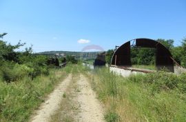 Novi Vinodolski, građevinsko zemljište sa 3 hale, Novi Vinodolski, Terreno