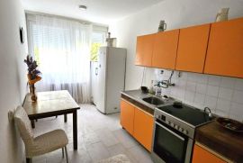 Konjarnik, 64m2, 2.5, III, cg, namešten ID#1816, Zvezdara, Apartamento