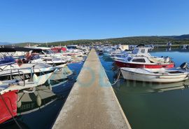 Uvala Soline, Čižići, Stanovi 2S+DB sa terasama u novogradnji 320m do plaže, prodaja, Dobrinj, Daire