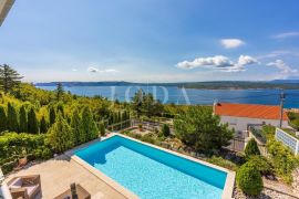 Crikvenica villa na prodaju, Crikvenica, Дом