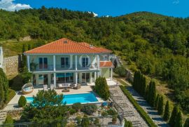 Crikvenica villa na prodaju, Crikvenica, Дом