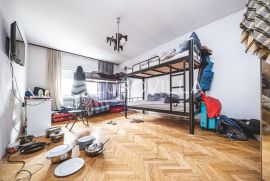 Zagreb, Trešnjevka, funkcionalna kuća za investiciju NKP 353 m2, Zagreb, Casa