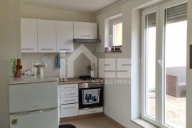 Apartman u samom centru Pule na 6 katu, Pula, Flat