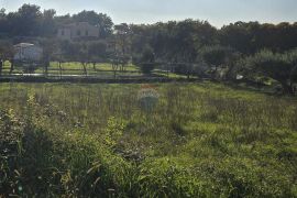 Istra, Marčana, građevinsko zemljište na svega 1,5km od plaže, Marčana, Γη