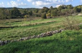 Labin, kompleks građevinskog i poljoprivrednog zemljišta, Labin, Terreno