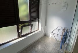 Simpatičan stan za prodaju na Srdočima 1SKL   38 M2, Rijeka, Flat