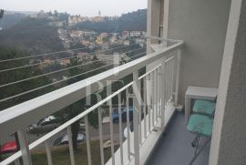 Najam garsonijere na nižem katu nebodera na Kozali 24 m2, Rijeka, Appartement