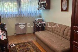 Zagreb, Petrova, četverosoban stan s garažom NKP 130 m2, Zagreb, Wohnung