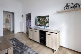 Pećine- NAJAM 1.red mora 2s+db, Rijeka, Appartement