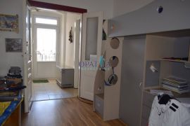 Rijeka, u centru, stan 152 m2 s terasom od 30 m2, Rijeka, Appartement