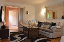 Rijeka-centar: stan 74 m2, 2S+DB, Rijeka, Flat