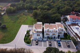 ISTRA – Moderna kuća 128m² u Poreču, prilika koja se ne propušta, Poreč, Casa