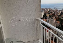 Rijeka, Rastočine, 3s+db 86 m2 sa balkonom i pogledom na more, Rijeka, Appartamento