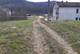 Istra, okolica Motovuna,građevinsko zemljište sa ucrtanim zgradama, Motovun, Γη