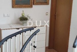 ISTRA, ROVINJ - Dvoetažni stan 78 m2 sa dvije garaže!, Rovinj, Appartement