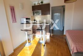 CRIKVENICA - odličan stan, samo 100 m od mora, Crikvenica, Appartement