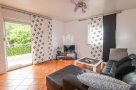 Umag, okolica komforan stan s pogledom na more !, Umag, Appartment