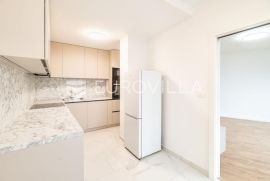 Zagreb, Trešnjevka, potpuno novoadaptirani dvosoban stan, NKP 67 m2 + GPM, Zagreb, Apartamento