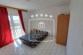 Vir - Restoran + stambeni objekt 361m2! Novo u ponudi! 399000€, Vir, Kuća