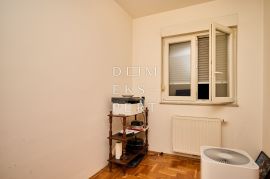 Četverosoban stan, 1. kat - 68m2, Sesvete, Appartment