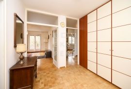 Lašćinski Borovec - trosoban stan s garažom, 85 m2, Maksimir, Appartment