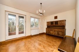 Lašćinski Borovec - trosoban stan s garažom, 85 m2, Maksimir, Appartment