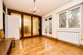 Lašćinski Borovec - trosoban stan s garažom, 85 m2, Maksimir, Appartment