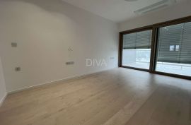 Luksuzni penthouse u Pilarevoj ulici, Slavonski Brod, Kвартира