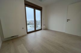 Luksuzni penthouse u Pilarevoj ulici, Slavonski Brod, Kвартира