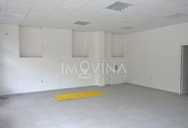 Višenamjenski poslovni prostor 108m2, Travnik, Travnik, Ticari emlak