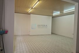 PRODAJA poslovni prostor 55 m2, suteren, 2s, centralno grijanje, Zaprešić, Poslovni prostor