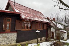 Drvena kućica u srcu Gorskog Kotra, Delnice, بيت