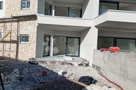 BRODARICA KOD ŠIBENIKA DVOSOBNI APARTMAN U PRIZEMLJU APP 1, Šibenik - Okolica, Stan