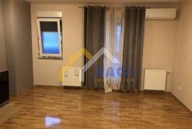 Jarun/Gajevo 4-soban stan 95m2 + 2 parkirna mjesta + vrt, Trešnjevka - Jug, Apartamento