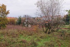 Lijepo građevinsko zemljište na Velom Vrhu, Pula, Terrain