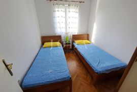 Krk - Malinska, prostrani stan blizu mora, Malinska-Dubašnica, Apartamento