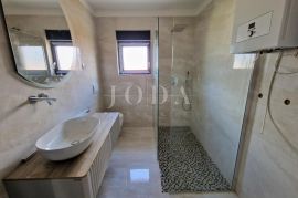 Apartman s prekrasnim pogledom na more u Malinskoj, Malinska-Dubašnica, Διαμέρισμα