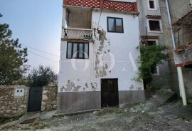 Dvojna kamena kuća za renovaciju, Vrbnik - otok Krk, Vrbnik, Maison