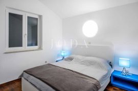 Prekrasan apartman s pogledom na more, Malinska - otok Krk, Malinska-Dubašnica, Διαμέρισμα