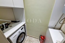 Moderan apartman s bazenom i pogledom na more, Njivice - otok Krk, Omišalj, شقة