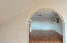 Trosoban stan u Dubravi, 130m2, 1700€/m2, Donja Dubrava, Kвартира