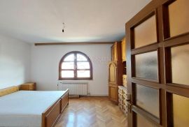 Trosoban stan u Dubravi, 130m2, 1700€/m2, Donja Dubrava, Apartamento