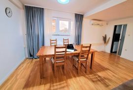 KASTAV, REŠETARI - moderan 2S+DB s okućnicom, Kastav, Appartement