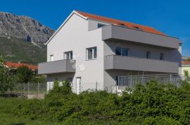 EKSKLUZIVNA KUĆA 30METARA OD MORA, Kaštela, House