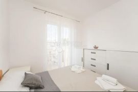 NOVALJA, ATRAKTIVAN APARTMAN, Novalja, Appartamento