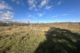 GRAĐEVINSKO ZEMLJIŠTE DONJE PAZARIŠTE, Gospić - Okolica, Land